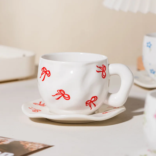 Red Bow Cup
