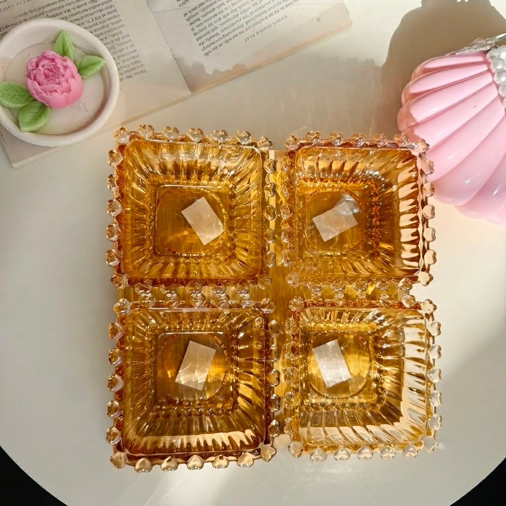 Square Hearts Tasaly Set