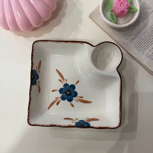 Rustic Petal Sauce Plate