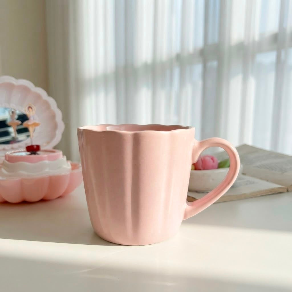 Wavy Rim Mug