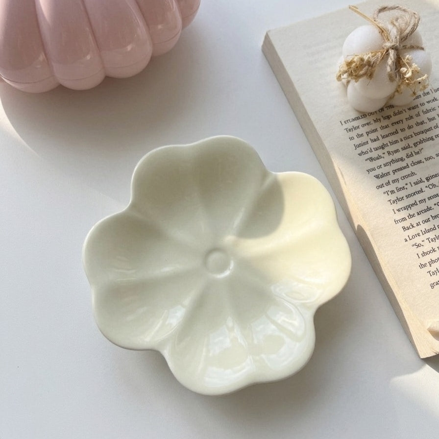 White Flowery Snacks Plate