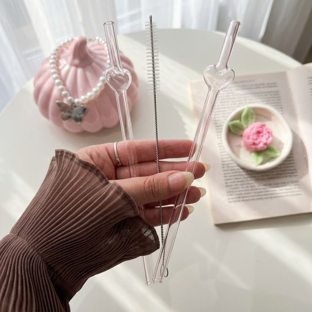 Heart Glass Straw Set