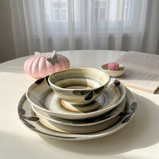 Swirl Flower Dinnerware Set