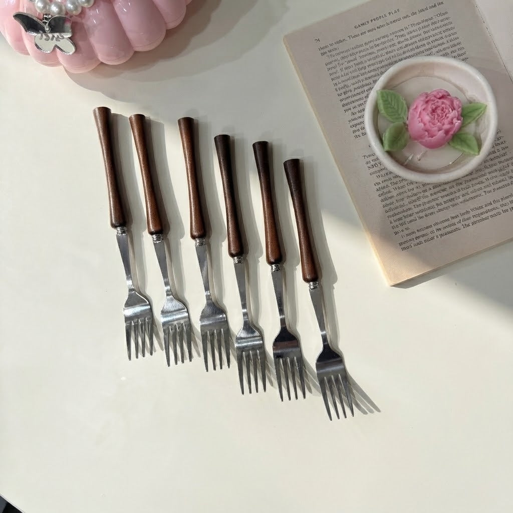 Vintage Wood-Handle Cutlery Set - 6 PCS